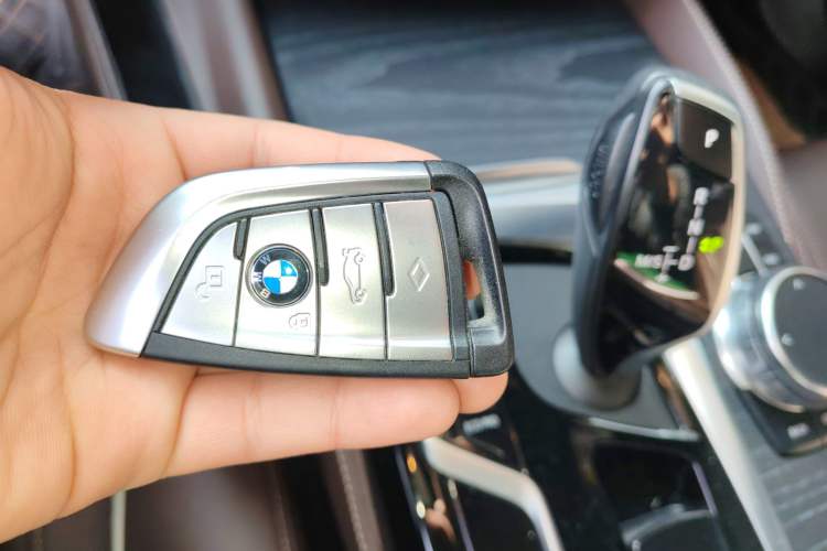 Used BMW 5 Series 2023 530Li Leading Model M Sport Package Vehicle Key
