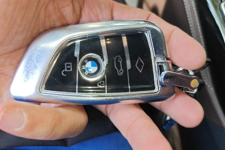 Used BMW 5 Series 2023 530Li xDrive M Sport Package Vehicle Key
