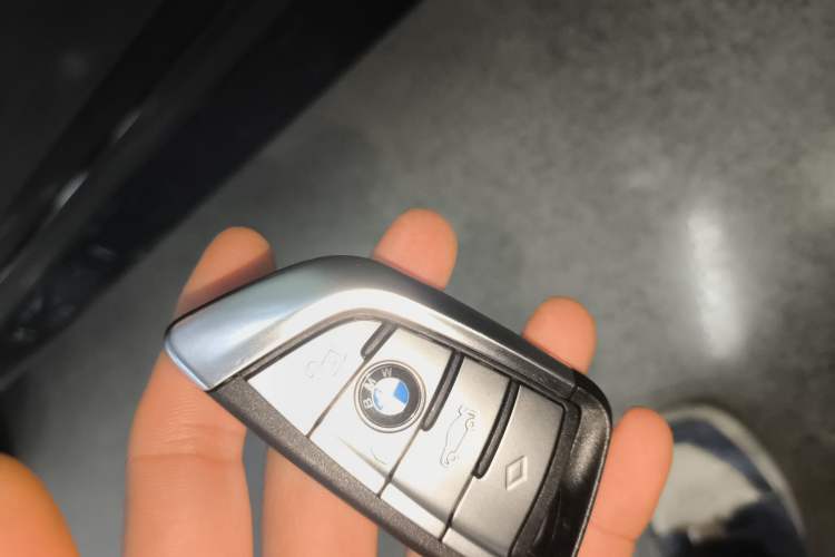 Used BMW 5 Series 2023 530Li xDrive M Sport Package Vehicle Key