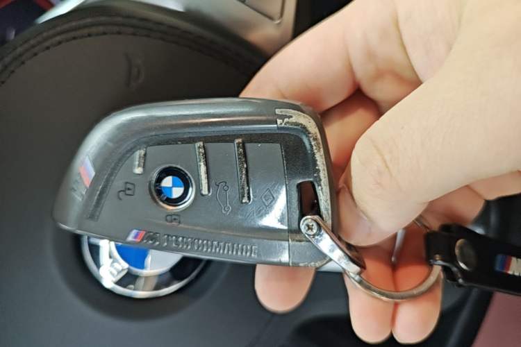 Used BMW 5 Series 2023 530Li Leading Model M Sport Package Vehicle Key