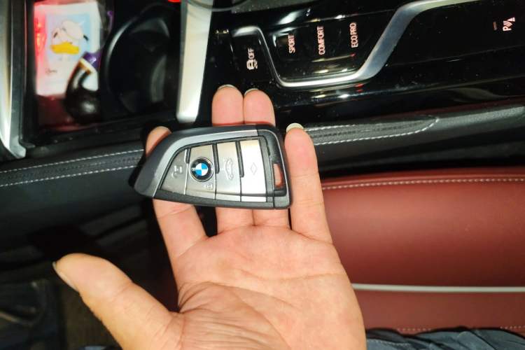 Used BMW 5 Series 2023 530Li Leading Model M Sport Package Vehicle Key