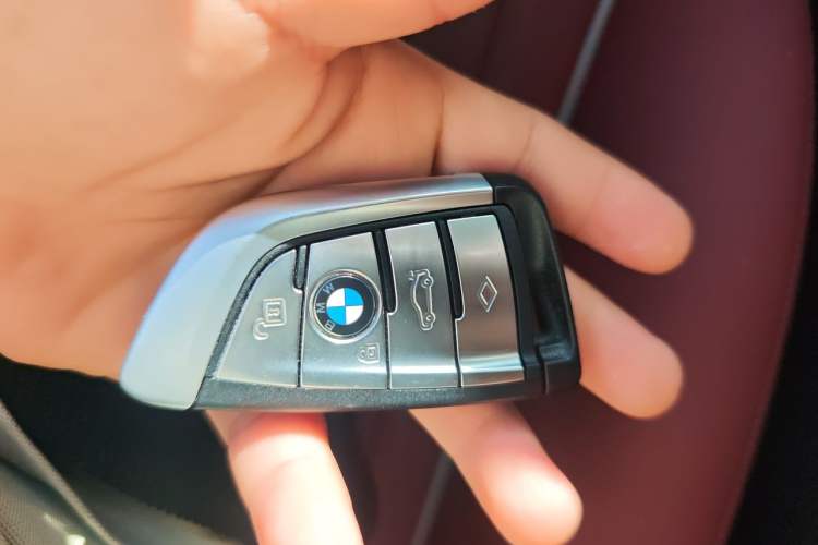 Used BMW 5 Series 2023 Restyled 530Li Leading Edition M Sport Package Vehicle Key