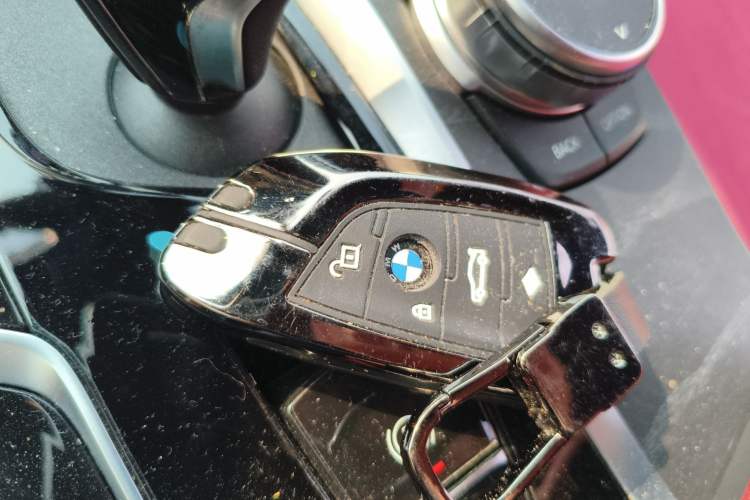 Used BMW 5 Series 2023 530Li Leading Model M Sport Package Vehicle Key