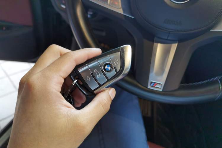 Used BMW 5 Series 2023 530Li Leading Model M Sport Package Vehicle Key