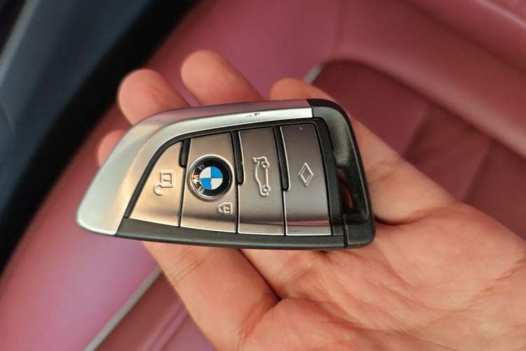 Used BMW 5 Series 2023 Restyled 530Li Leading Edition M Sport Package Vehicle Key