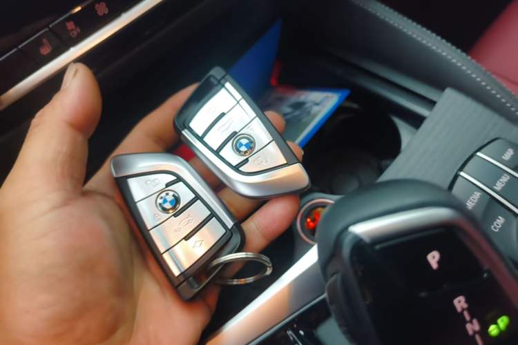 Used BMW 5 Series 2023 530Li Leading Model M Sport Package Vehicle Key