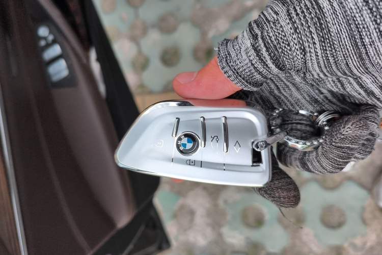 Used BMW 5 Series 2023 530Li Leading Edition Luxury Package Vehicle Key