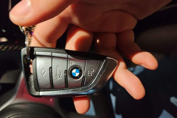Used BMW 5 Series 2023 530Li Luxury Edition M Sport Package Vehicle Key