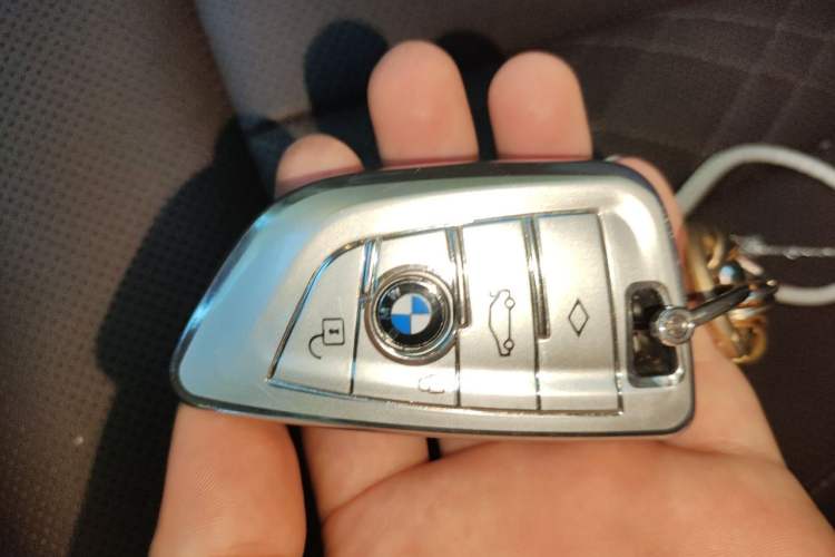 Used BMW 5 Series 2023 530Li Leading Model M Sport Package Vehicle Key