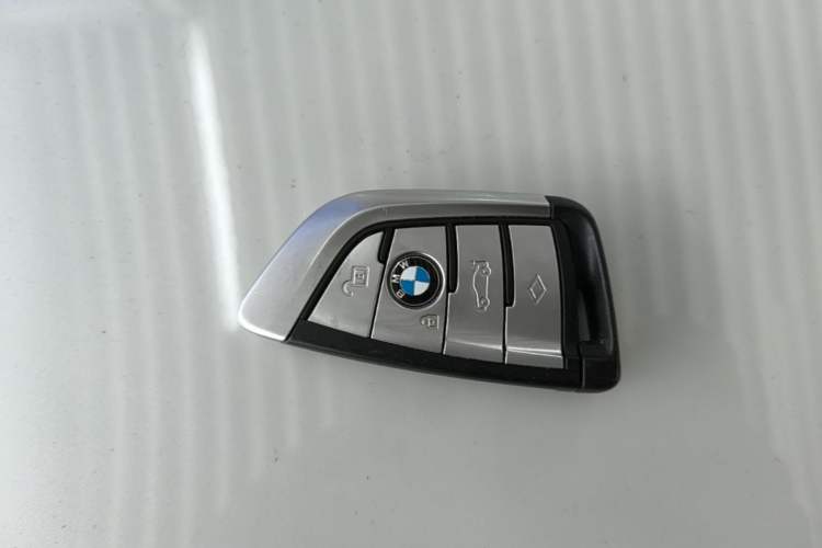 Used BMW 5 Series 2023 530Li Leading Model M Sport Package Vehicle Key