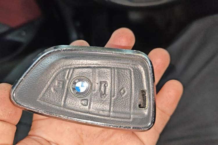 Used BMW 5 Series 2023 530Li Leading Edition Luxury Package Vehicle Key