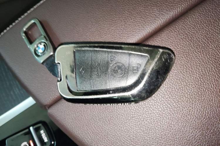 Used BMW 5 Series 2023 530Li Leading Model M Sport Package Vehicle Key