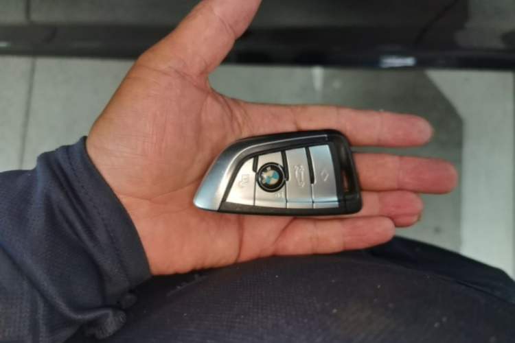 Used BMW 5 Series 2023 530Li Leading Model M Sport Package Vehicle Key