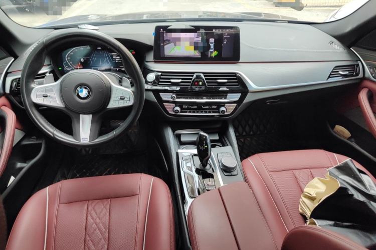 Used BMW 5 Series 2023 530Li Leading Model M Sport Package Center Console