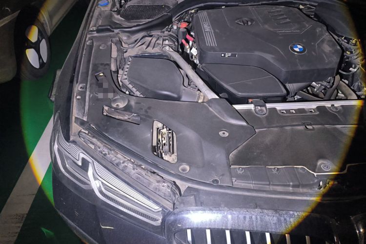 Used BMW 5 Series 2023 530Li Luxury Edition M Sport Package Engine Bay Right