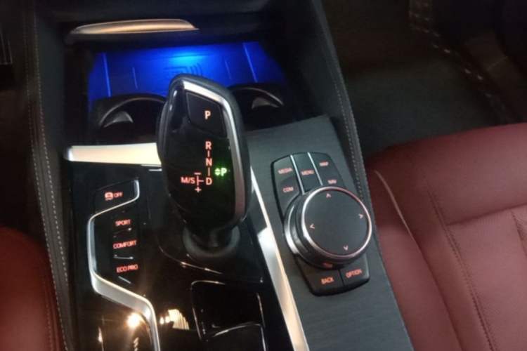 Used BMW 5 Series 2023 530Li Leading Model M Sport Package Gear Lever