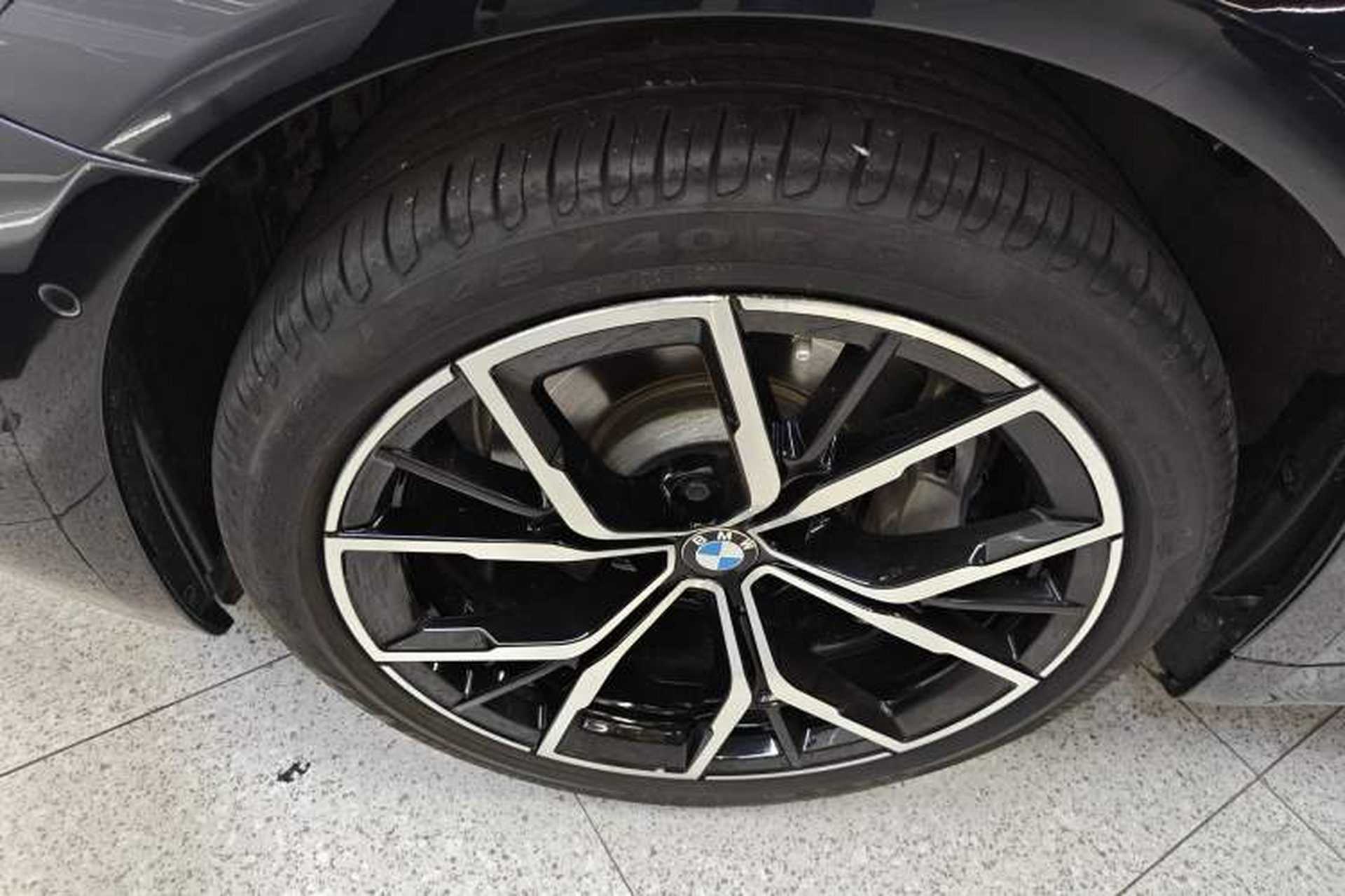 Used BMW 5 Series 2023 530Li Luxury Edition M Sport Package Left Front Wheel Hub