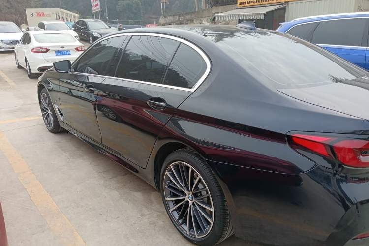 Used BMW 5 Series 2023 530Li Leading Model M Sport Package Rear Left 45 Deg