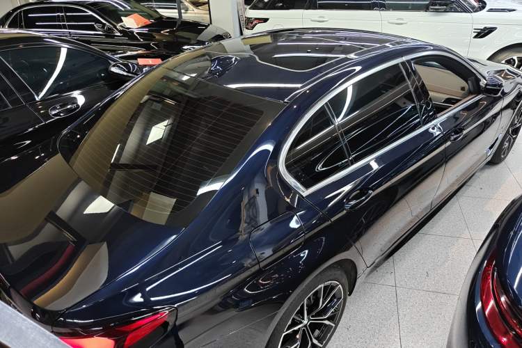 Used BMW 5 Series 2023 530Li Luxury Edition M Sport Package Rear Right 45 Deg