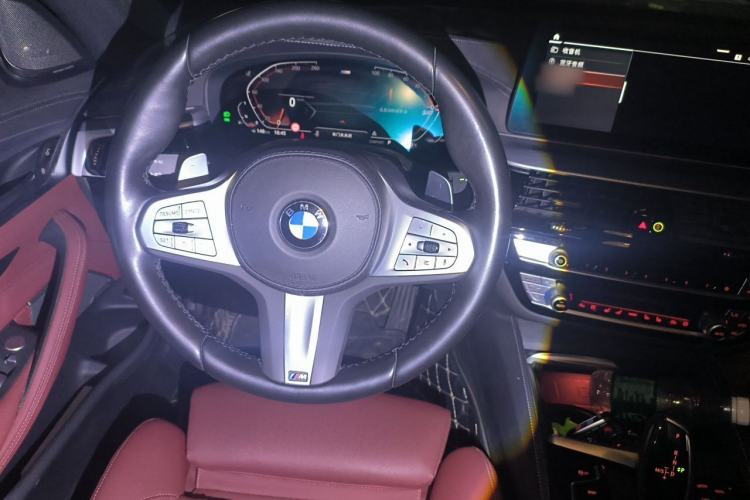 Used BMW 5 Series 2023 530Li Luxury Edition M Sport Package Steering Wheel