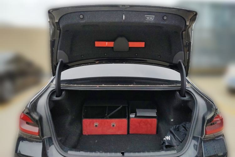 Used BMW 5 Series 2023 530Li Luxury Edition Premium Package Trunk