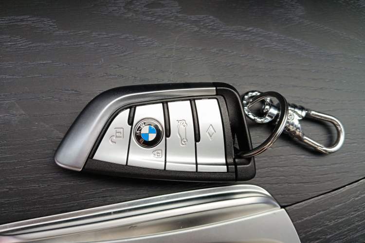 Used BMW 5 Series 2023 530Li Leading Model M Sport Package Vehicle Key