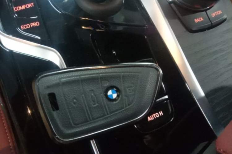 Used BMW 5 Series 2023 530Li Leading Model M Sport Package Vehicle Key