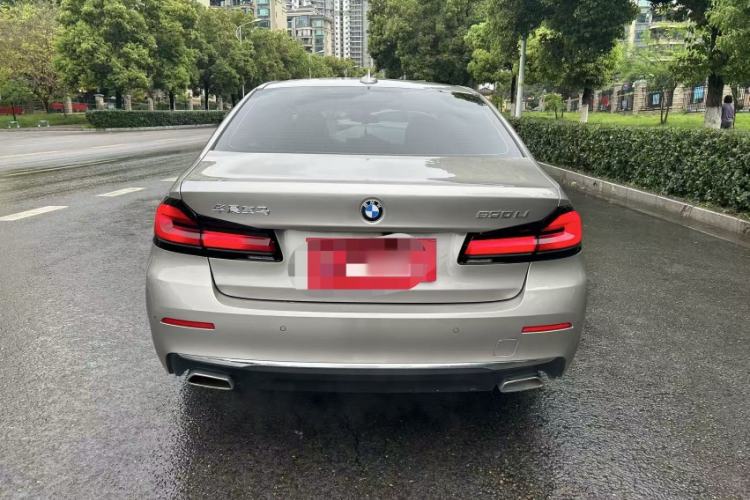 Used BMW 5 Series 2023 530Li Luxury Edition Premium Package Exterior 3