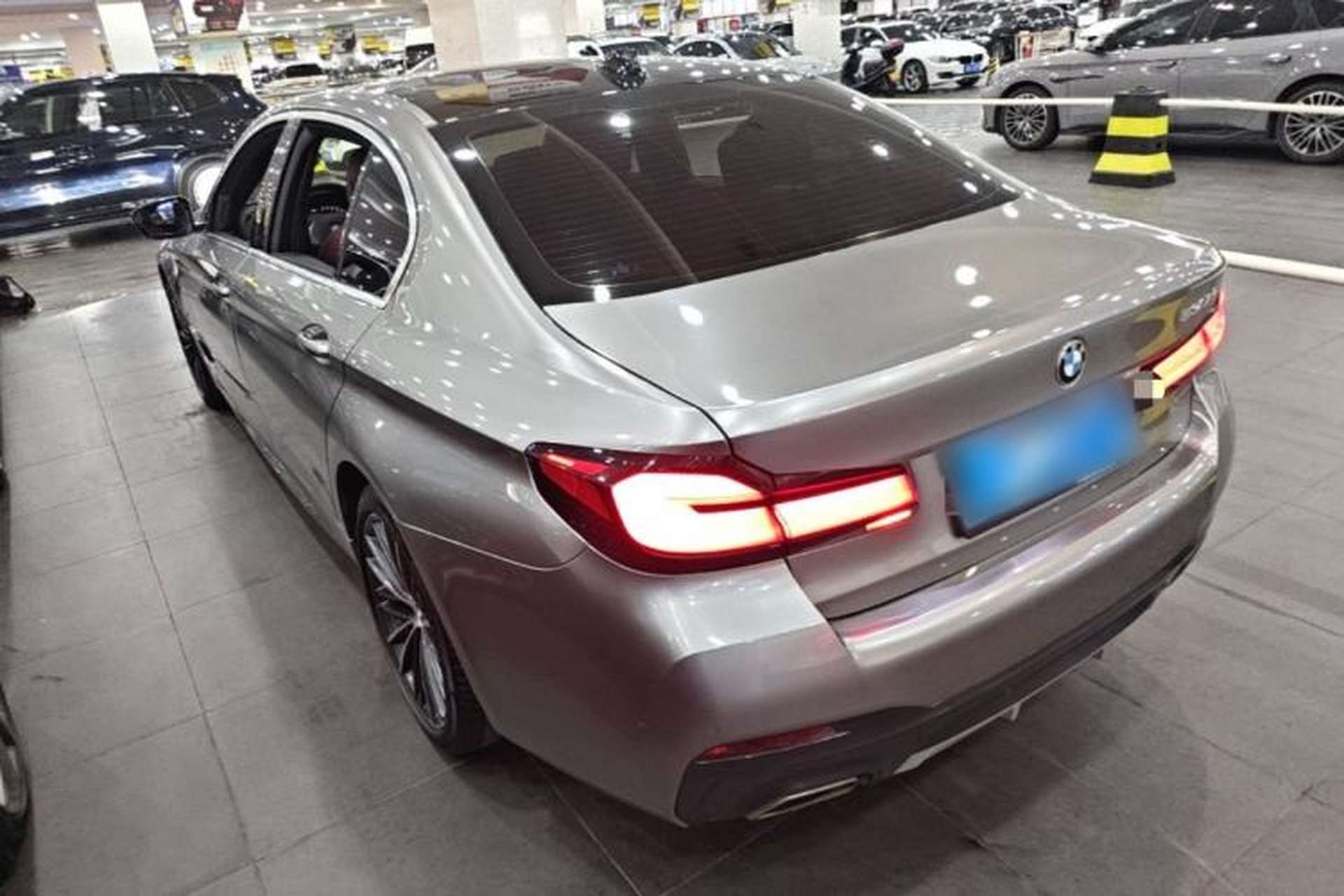 Used BMW 5 Series 2023 530Li Leading Model M Sport Package Rear Left 45 Deg