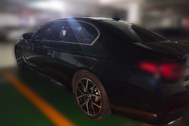 Used BMW 5 Series 2023 530Li Luxury Edition M Sport Package Rear Left 45 Deg