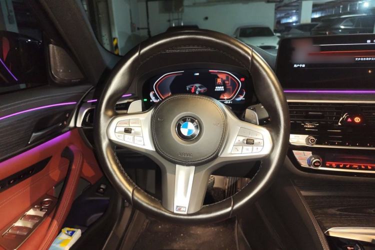 Used BMW 5 Series 2023 530Li Luxury Edition M Sport Package Steering Wheel