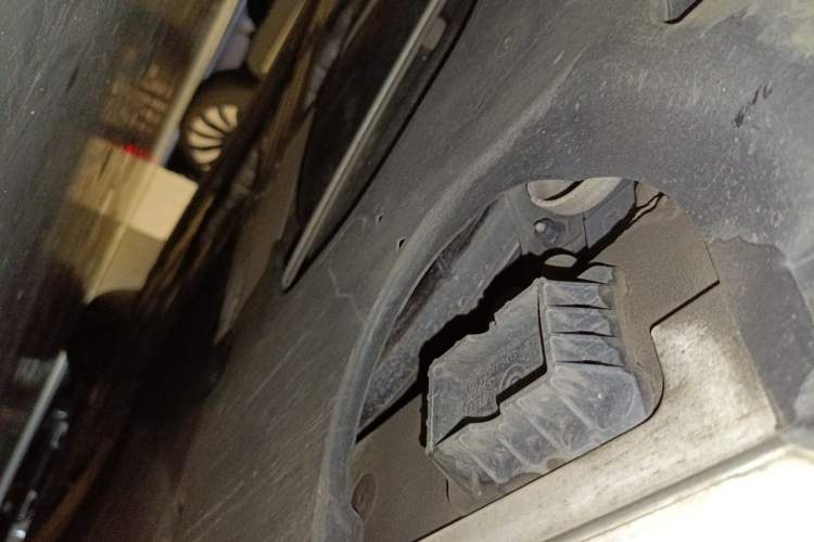 Used BMW 5 Series 2023 530Li Leading Model M Sport Package Chassis Rear Right
