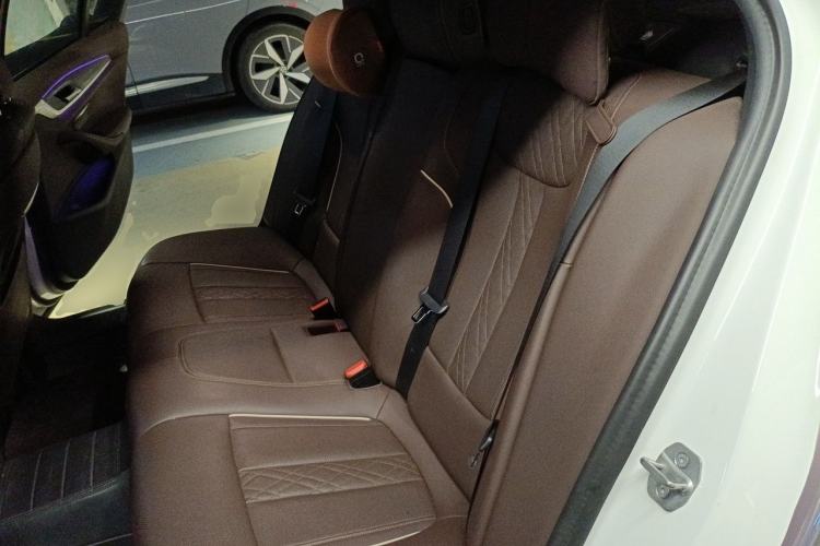 Used BMW 5 Series 2023 530Li Leading Model M Sport Package Left Rear Seat