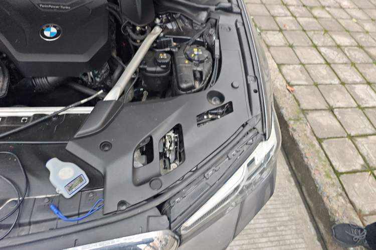 Used BMW 5 Series 2023 530Li Leading Model M Sport Package Engine Bay Left