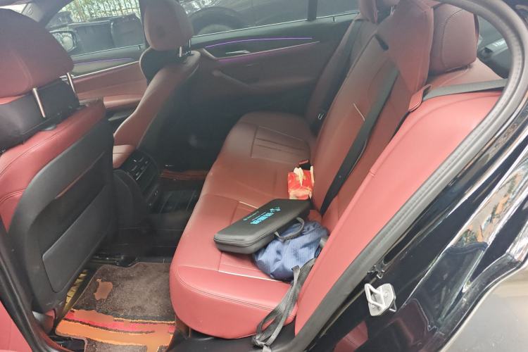 Used BMW 5 Series 2023 530Li Leading Model M Sport Package Left Rear Seat