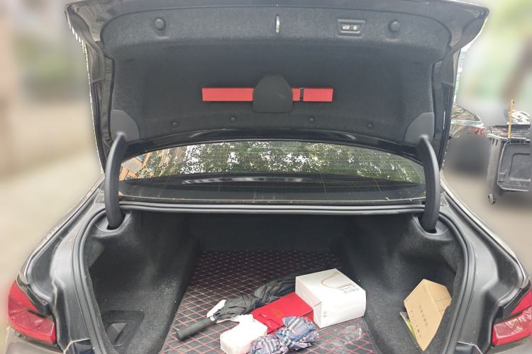 Used BMW 5 Series 2023 530Li Leading Model M Sport Package Trunk