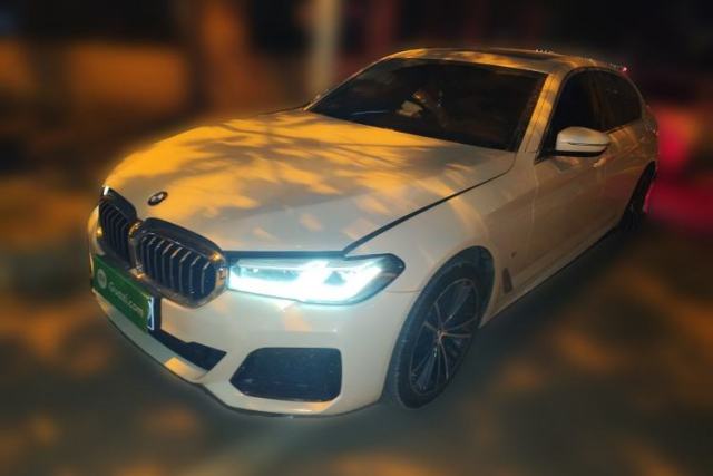 Ojetý BMW 5 Series 2023 530Li Leading Model M Sport Package