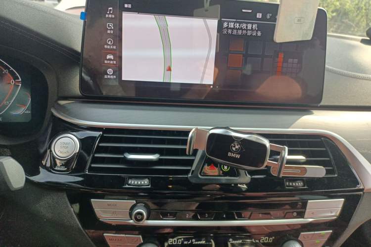 Used BMW 5 Series 2023 530Li Leading Model M Sport Package Audio And AC Panel