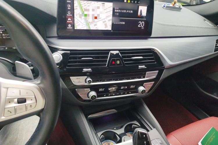 Used BMW 5 Series 2023 530Li Leading Model M Sport Package Audio And AC Panel