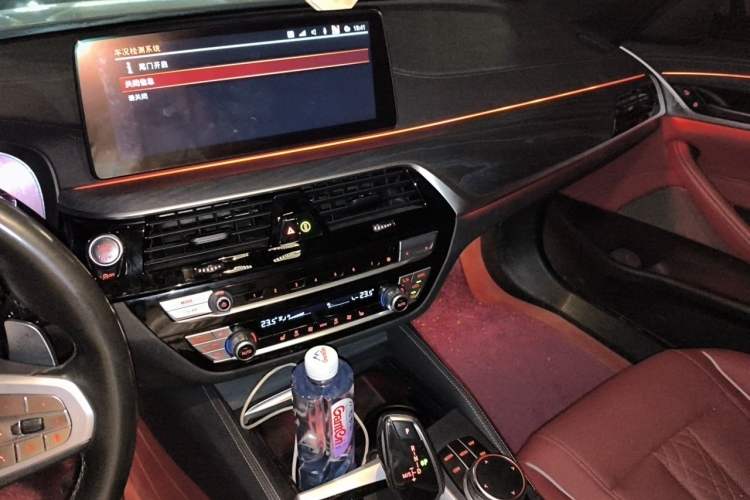 Used BMW 5 Series 2023 530Li Leading Model M Sport Package Audio And AC Panel