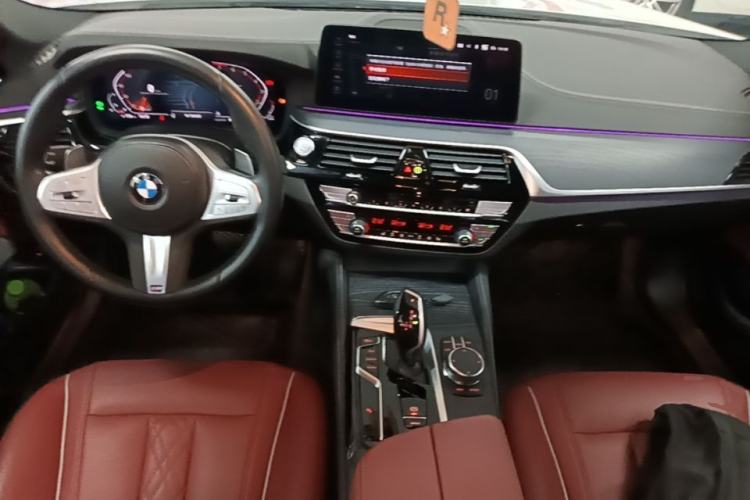 Used BMW 5 Series 2023 530Li Leading Model M Sport Package Center Console