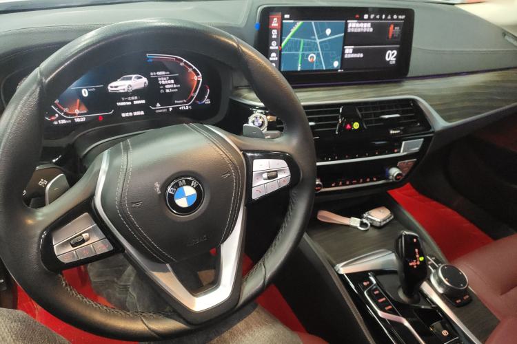 Used BMW 5 Series 2023 530Li Leading Edition Luxury Package Center Console