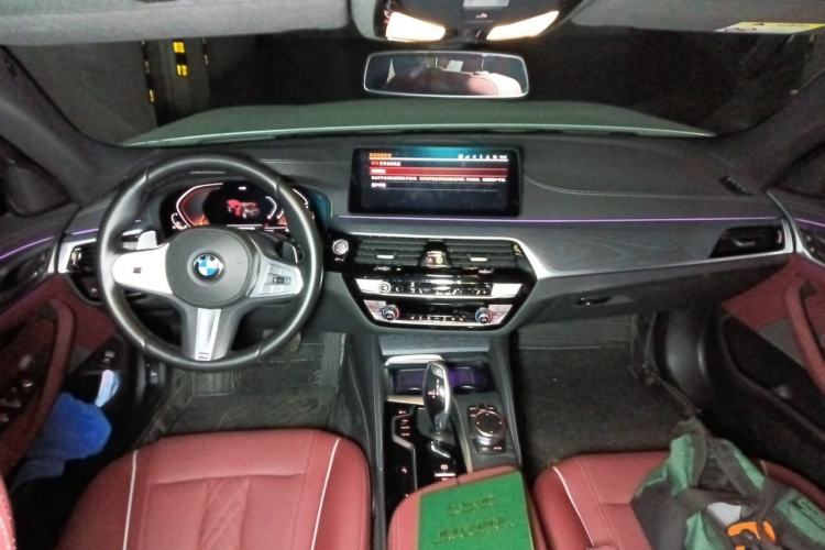 Used BMW 5 Series 2023 530Li Leading Model M Sport Package Center Console