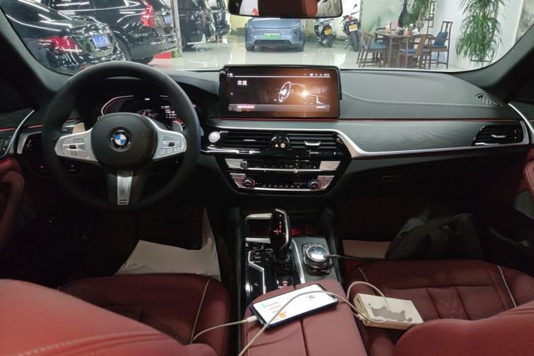 Used BMW 5 Series 2023 530Li Leading Model M Sport Package Center Console
