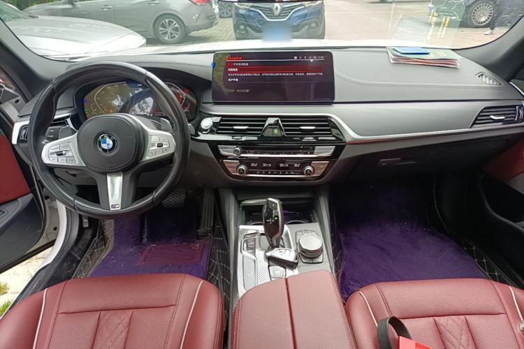Used BMW 5 Series 2023 530Li Leading Model M Sport Package Center Console