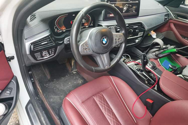 Used BMW 5 Series 2023 530Li Leading Model M Sport Package Center Console