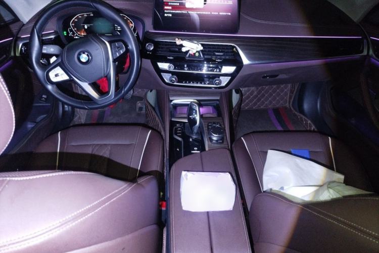 Used BMW 5 Series 2023 530Li Leading Edition Luxury Package Center Console
