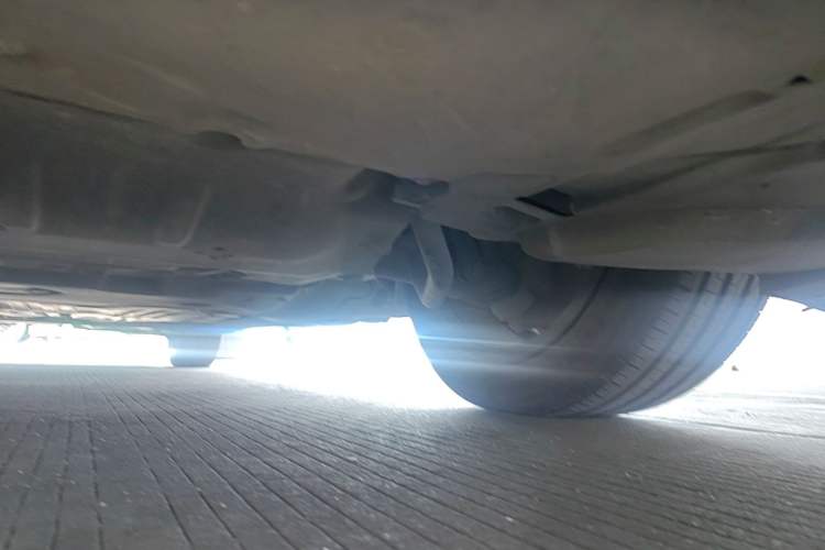 Used BMW 5 Series 2023 530Li Leading Edition Luxury Package Chassis Front Left