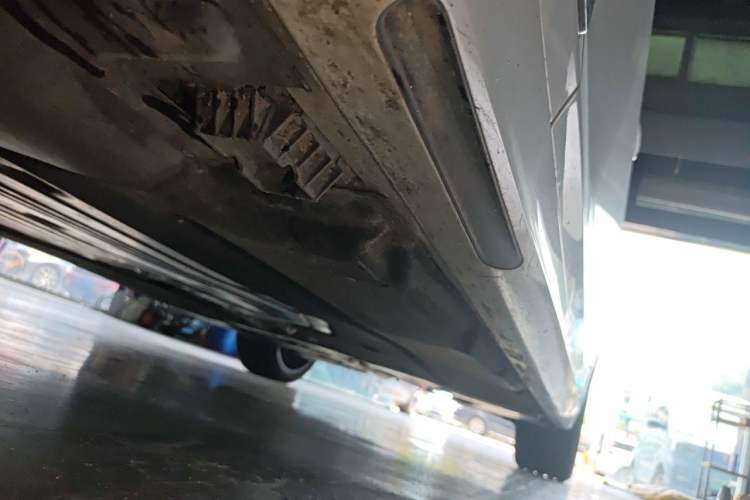 Used BMW 5 Series 2023 530Li Leading Model M Sport Package Chassis Front Left