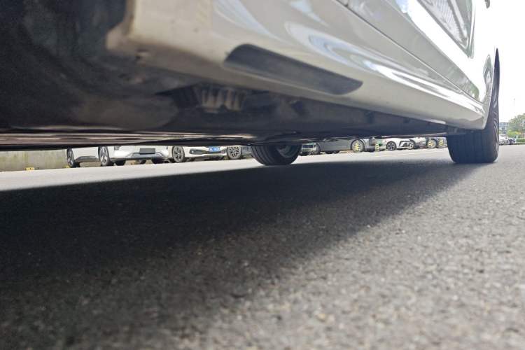 Used BMW 5 Series 2023 530Li Leading Model M Sport Package Chassis Front Left